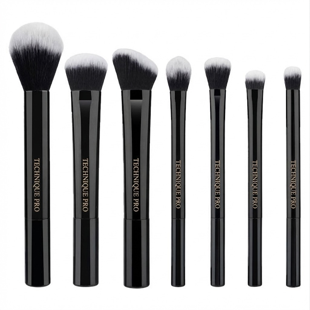 Technique PRO Chic Makeup Brush Set, 7 pcs - Black